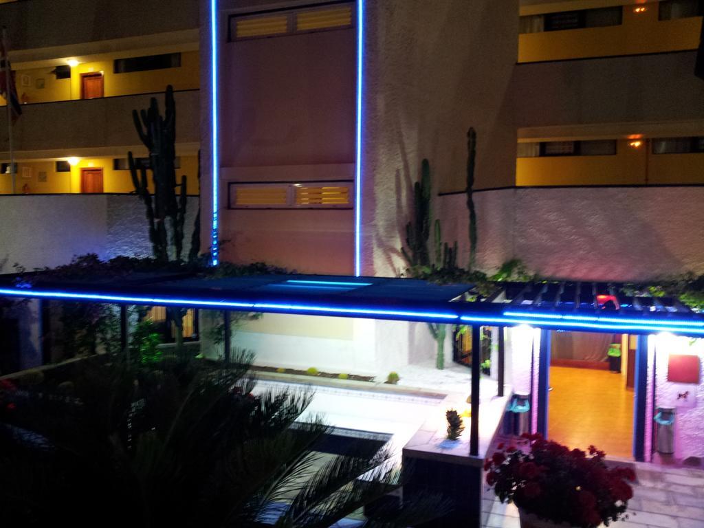 Apartamentos Tamaragua 플라야 델 잉글스 외부 사진